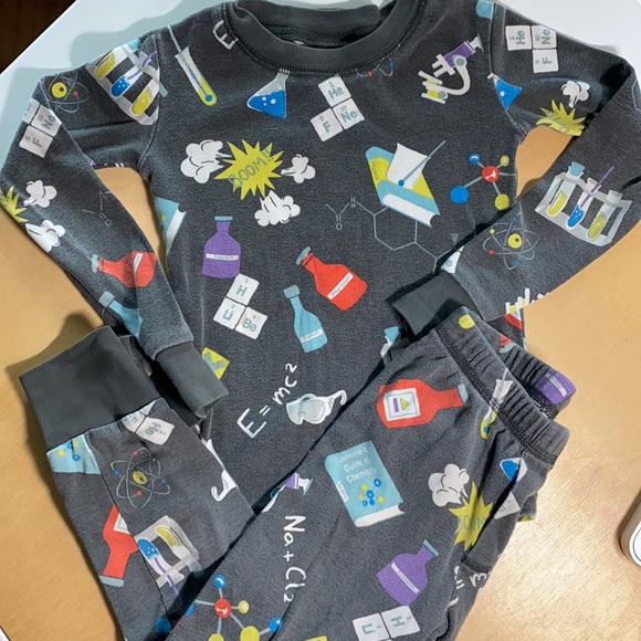 Boden Other - Mini Boden Scientist experiment physics Covid coronavirus pandemic pjs 🤷♀️